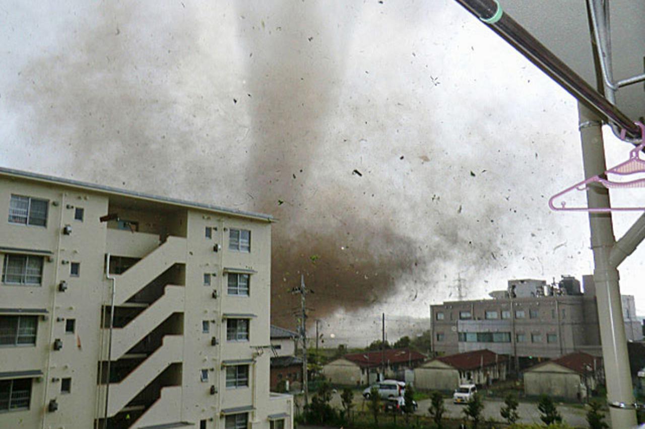 tornado (1)