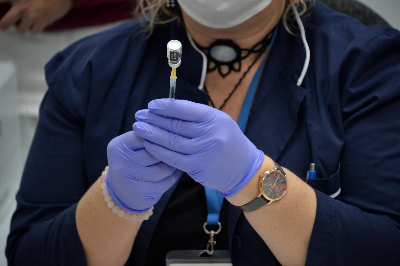 Pula: Cijepljenje zdravstvenih djelatnika Istarske županije
