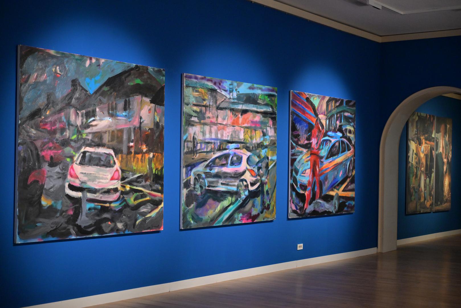 - Programski osim centralne izložbe Bijenala slikarstva i izložbe desetero gostujućih umjetnika iz Graza, Bijenale se pretvorio u manifestaciju kooja prati razne aspekte slikarstva. Imat ćemo tako i izložbu studenata ALU "Aluzija" u galeriji ART CeRZe, izdvojila bih i nagradnu izložbu s prošlog Bijenala - onu Šimuna Tolića i Mije Akrap koja će biti predstavljena u Galeriji Canvas. Puno pažnje posvetili smo i edukativnom programu u sklopu kojeg smo otisnuli dvije kreativne knjižice za djecu od šest do 11 godina te za mlade od 12 do 16 godina, a tu su i stručna vodstva za njih i likovne radionice - kazala je Martina miholić, izvršna producentica manifestacije