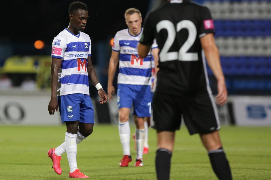 Osijek ugostio Slaven Belupo u 1. kolu HT Prve lige