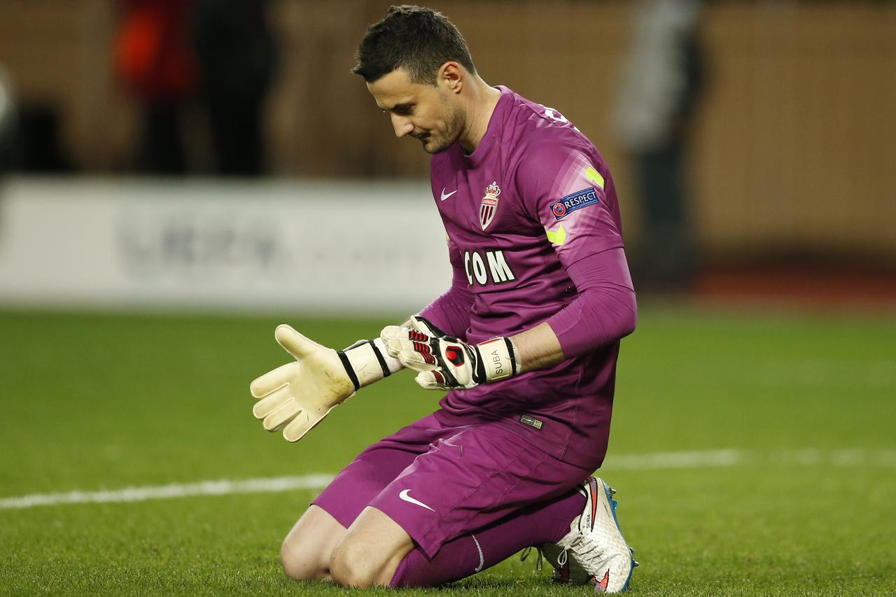Football - AS Monaco v Arsenal - UEFA Champions League Second Round Second Leg - Stade Louis II, Monaco - 17/3/15  Monaco's Danijel Subasic is dejected after Aaron Ramsey's second goal Action Images via Reuters / John Sibley Livepic EDITORIAL USE ONLY.