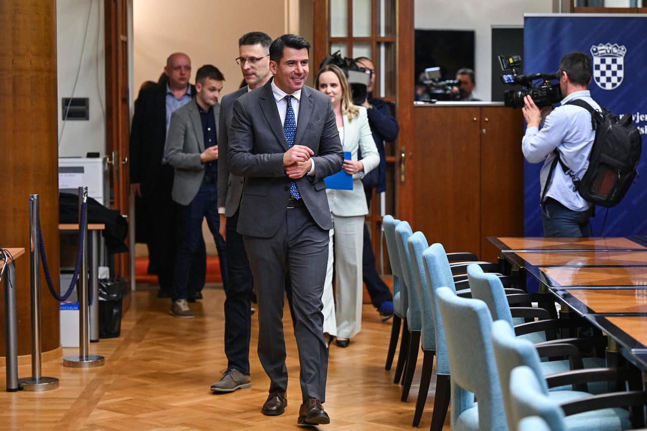 Zagreb: Stranka Most predala je kandidacijske liste za Europski parlament