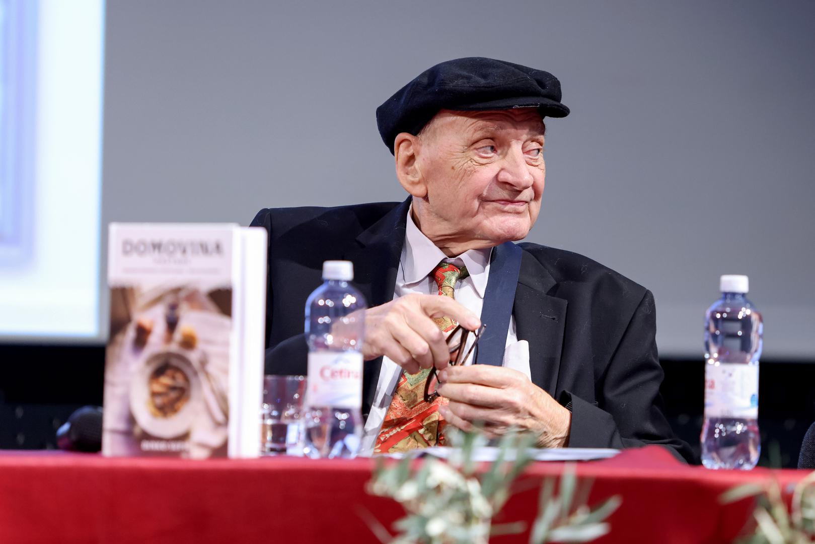 05.02.2026., Novalja - Predstavljanje knjige Domovina, Pastroc autora Dinka Supica Photo: Sime Zelic/PIXSELL