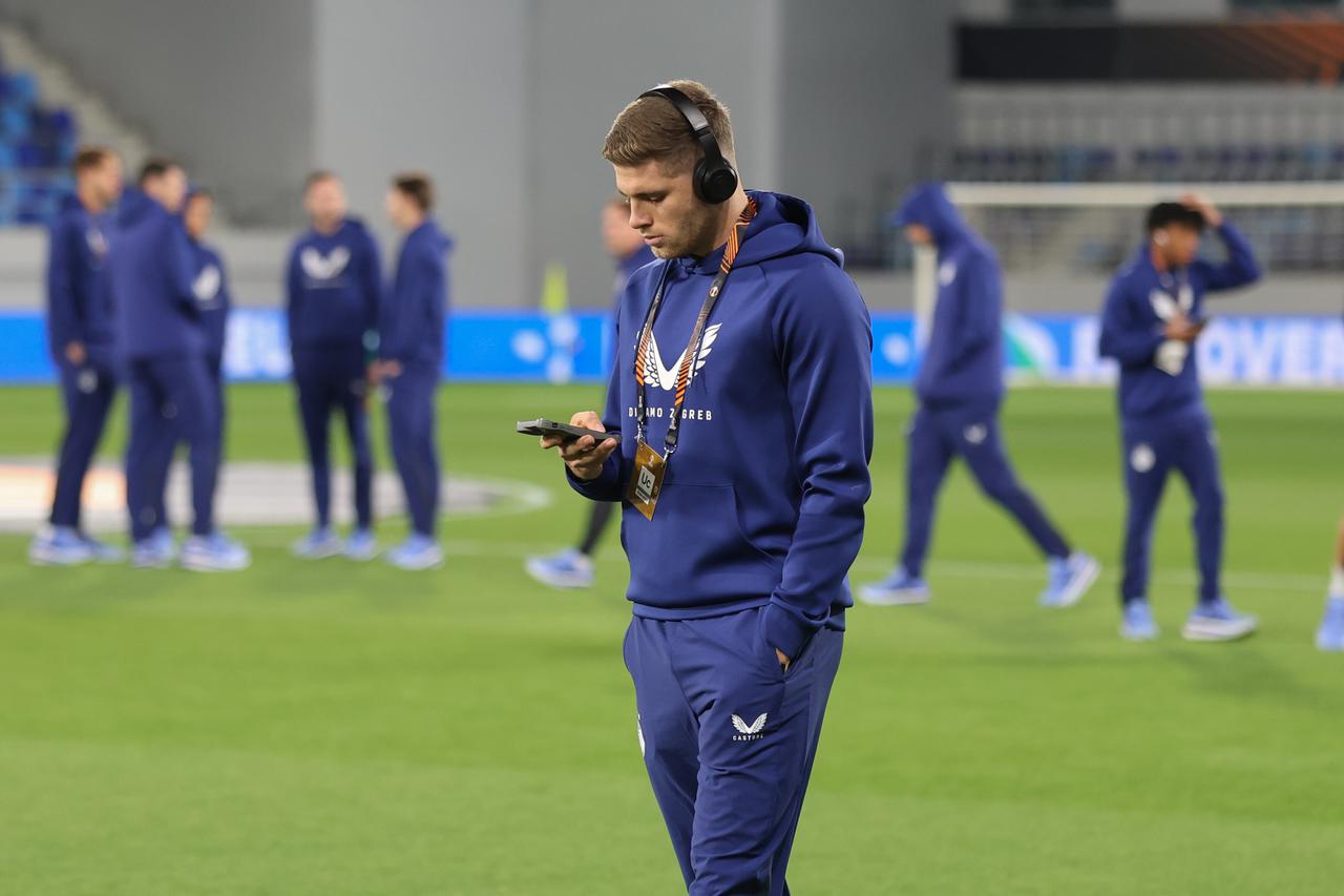Bačka Topola: Nogometaši Dinama stigli na TSC Arenu uoči početka utakmice protiv Maccabi Tel-Aviva