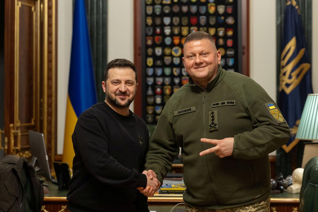 Ukraine's President Zelenskiy and UAF Commander in Chief Zaluzhnyi pose for a picture during a meeting in Kyiv