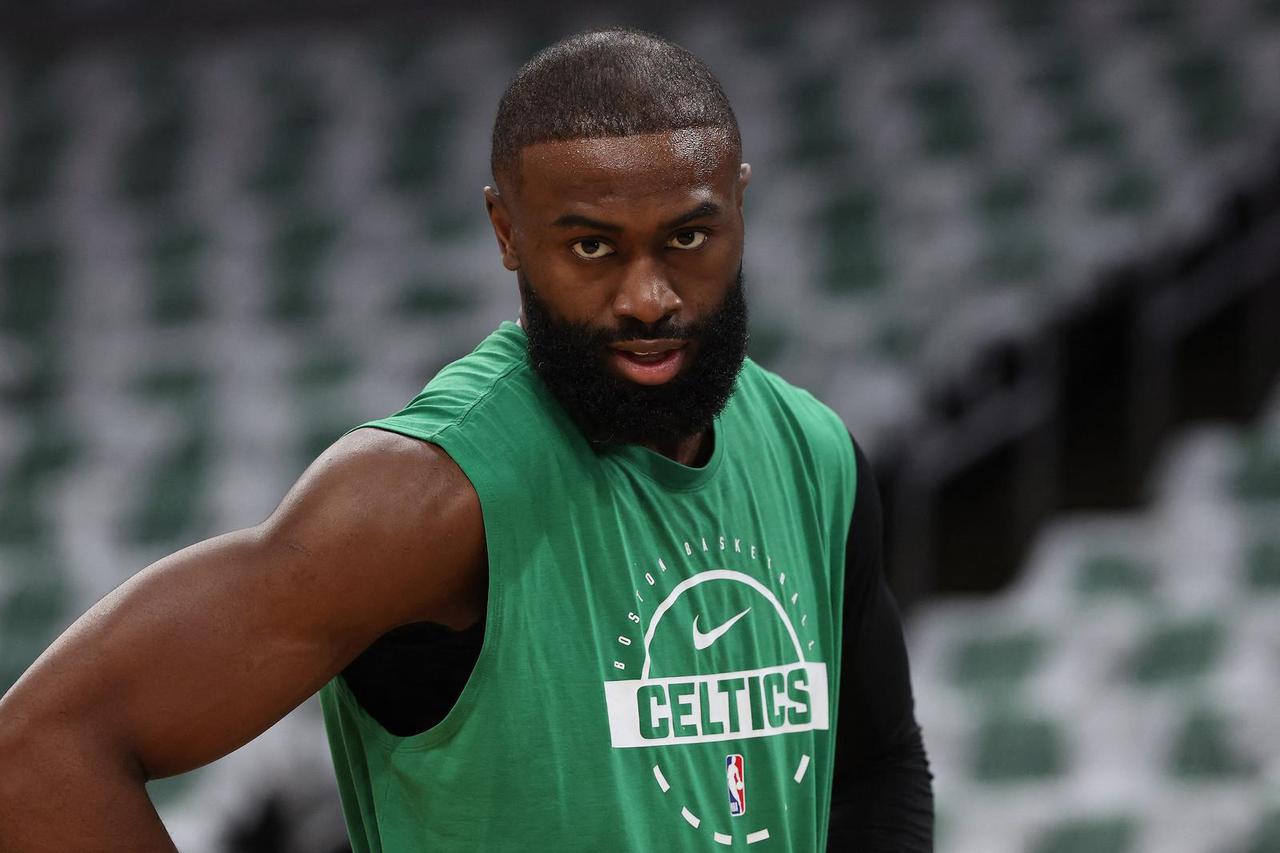 NBA: Playoffs-Philadelphia 76ers at Boston Celtics
