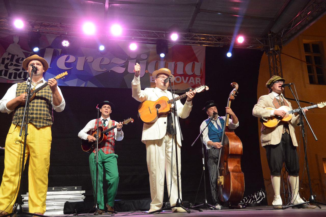 Tamburaški sastav Fijaker