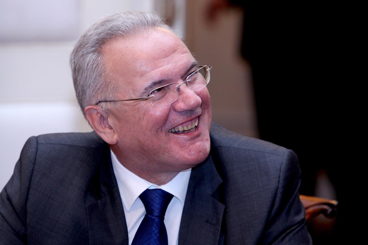 19.11.2012., Zagreb - Vlada RH je na danasnjoj sjednici raspravljala o objavi popisa branitelja.  Photo: Patrik Macek/PIXSELL