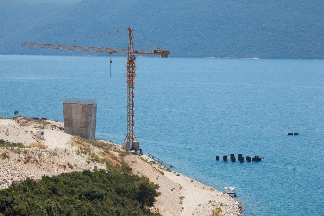 Pelješki most