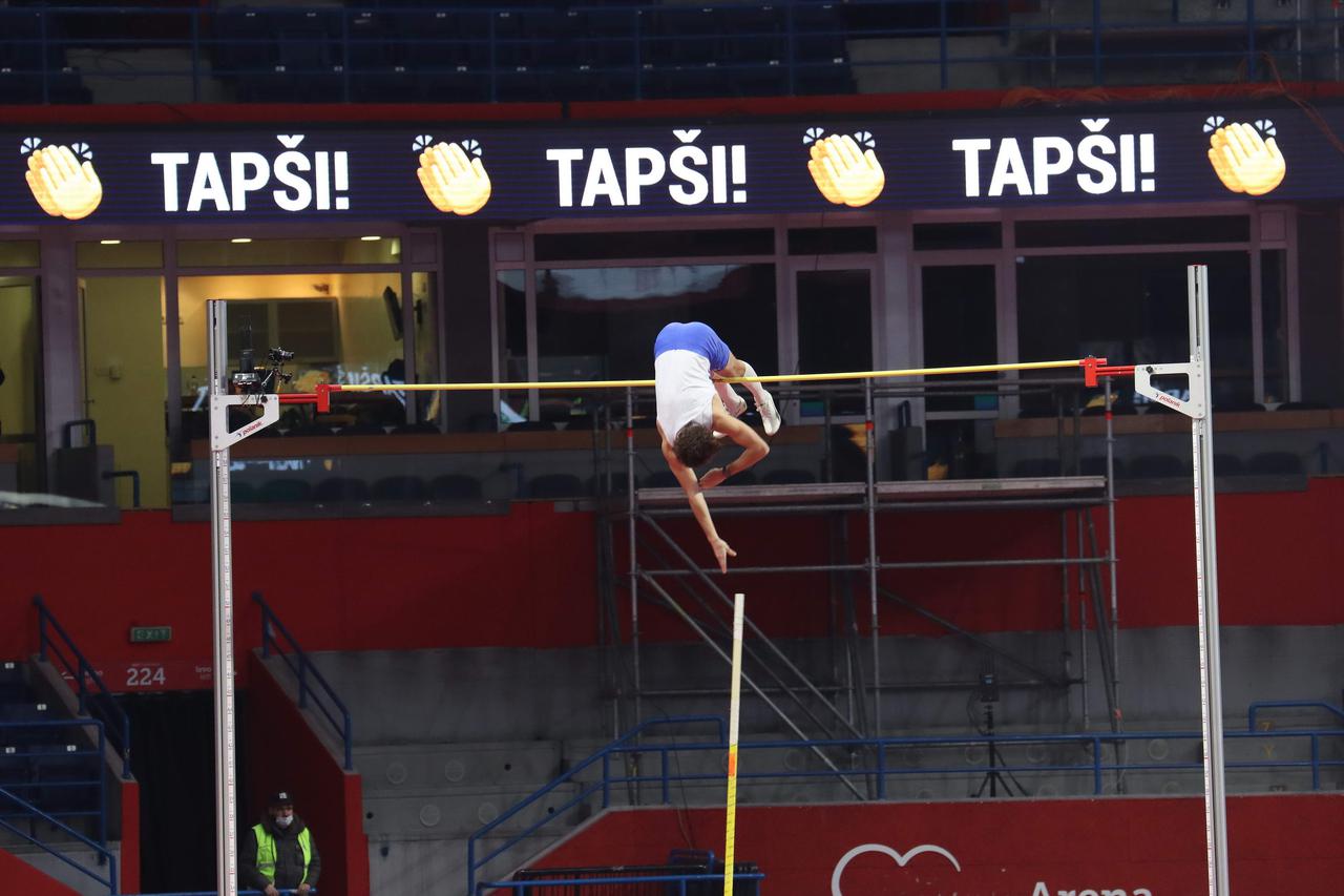 Armand Mondo Duplantis srušio svjetski rekord u skoku s motkom na Indoor Meetingu u Beogradu presko?ivši 6.19 metara
