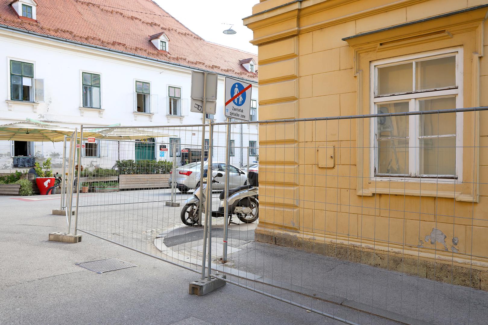 Projekt je vrijedan 1,5 milijuna eura, a radovi obuhvaćaju, među ostalim, uklanjanje žbuke, restauraciju dijelova objekta te zamjenu krovišta.