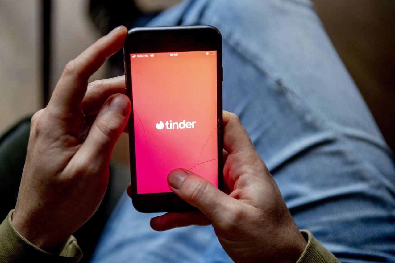 Dating App During Covid-19 Pandemic - The Hague