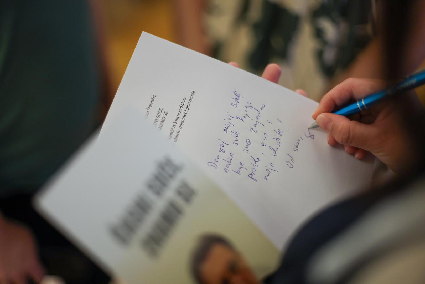 04.09.2025., Zagreb - Novinarski dom. Promocija knjige "Casni suce, znamo se" autorice Suzane Lepan Stefancic. Photo: Sanjin Strukic/PIXSELL