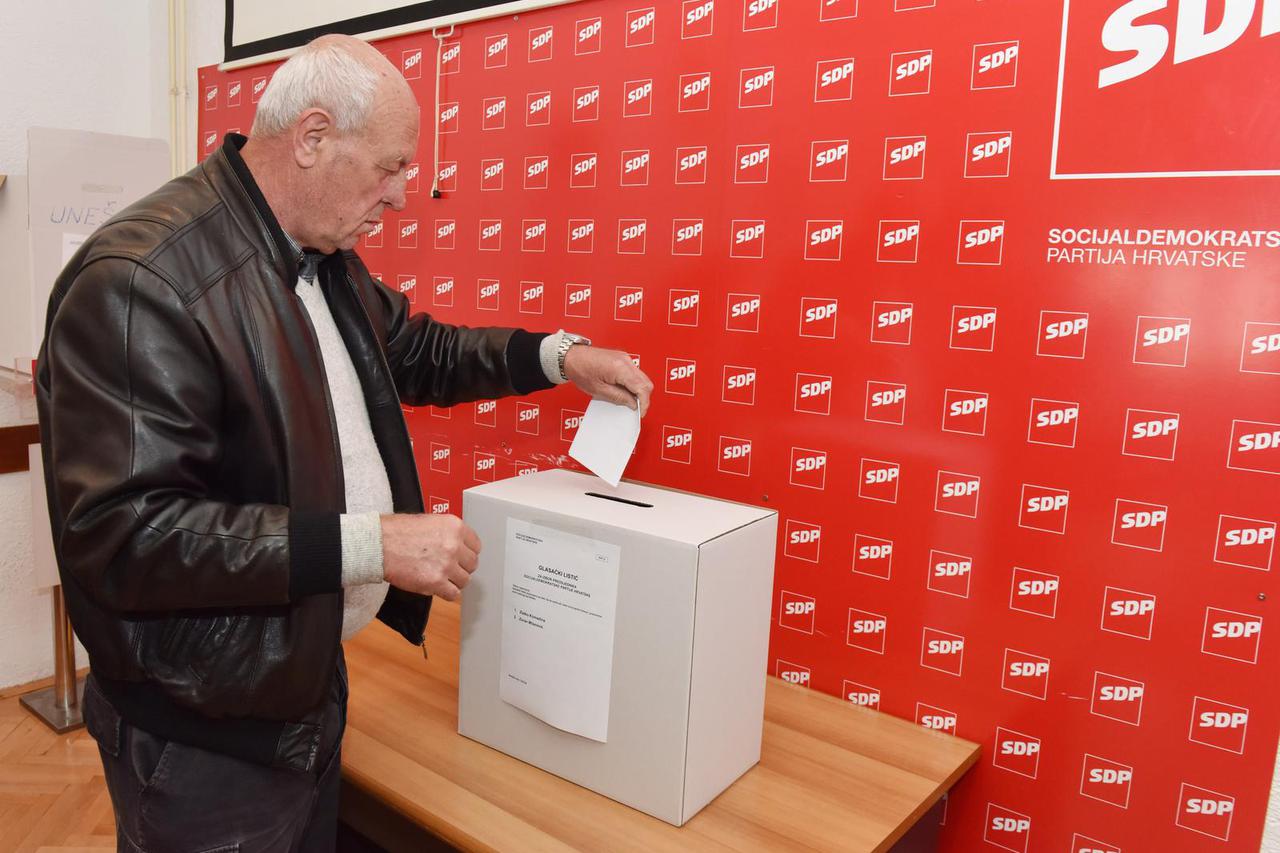 Šibenik: ?lanovi SDP-a glasaju za novog predsjednika stranke