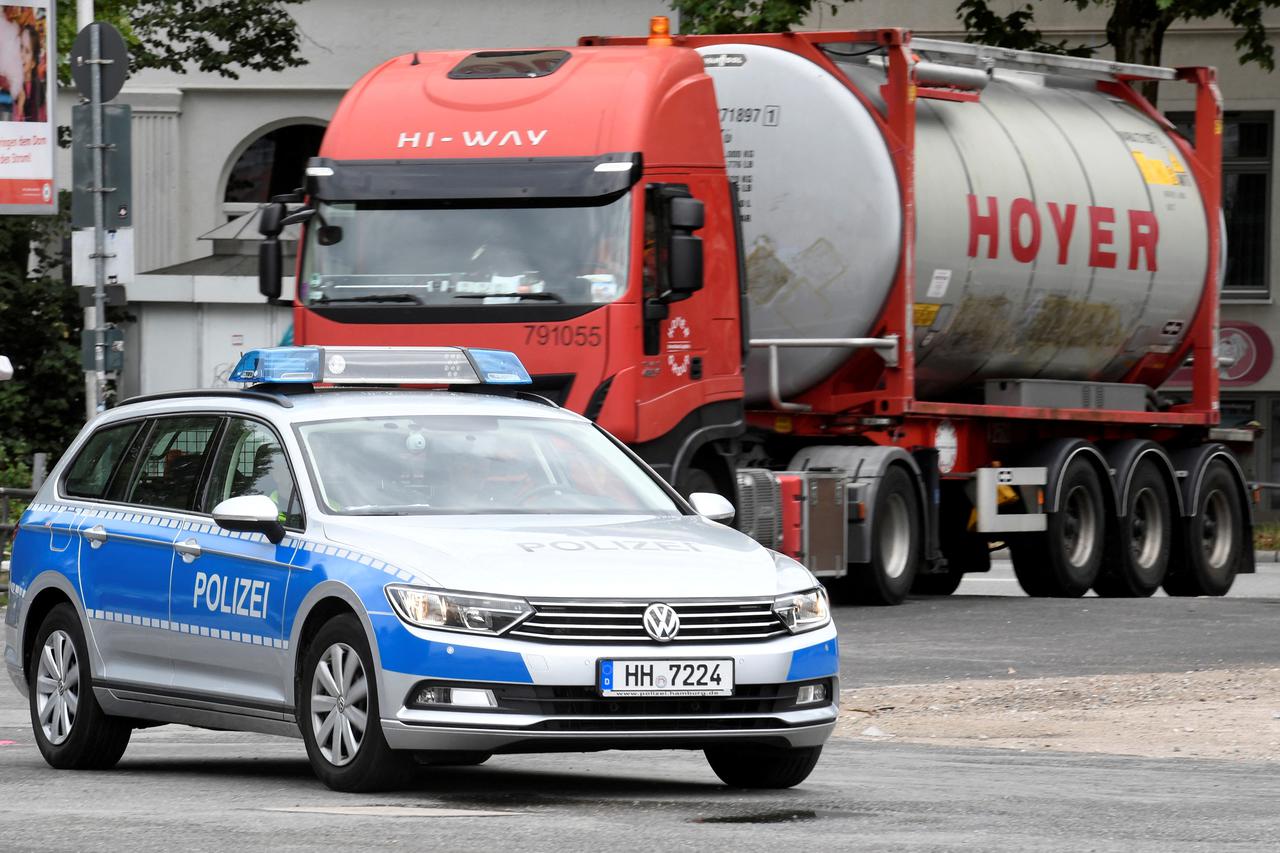 FILE PHOTO: Police controls a truck after a ban of diesel cars on two streets was approved a few weeks ago in downtown Hamburg