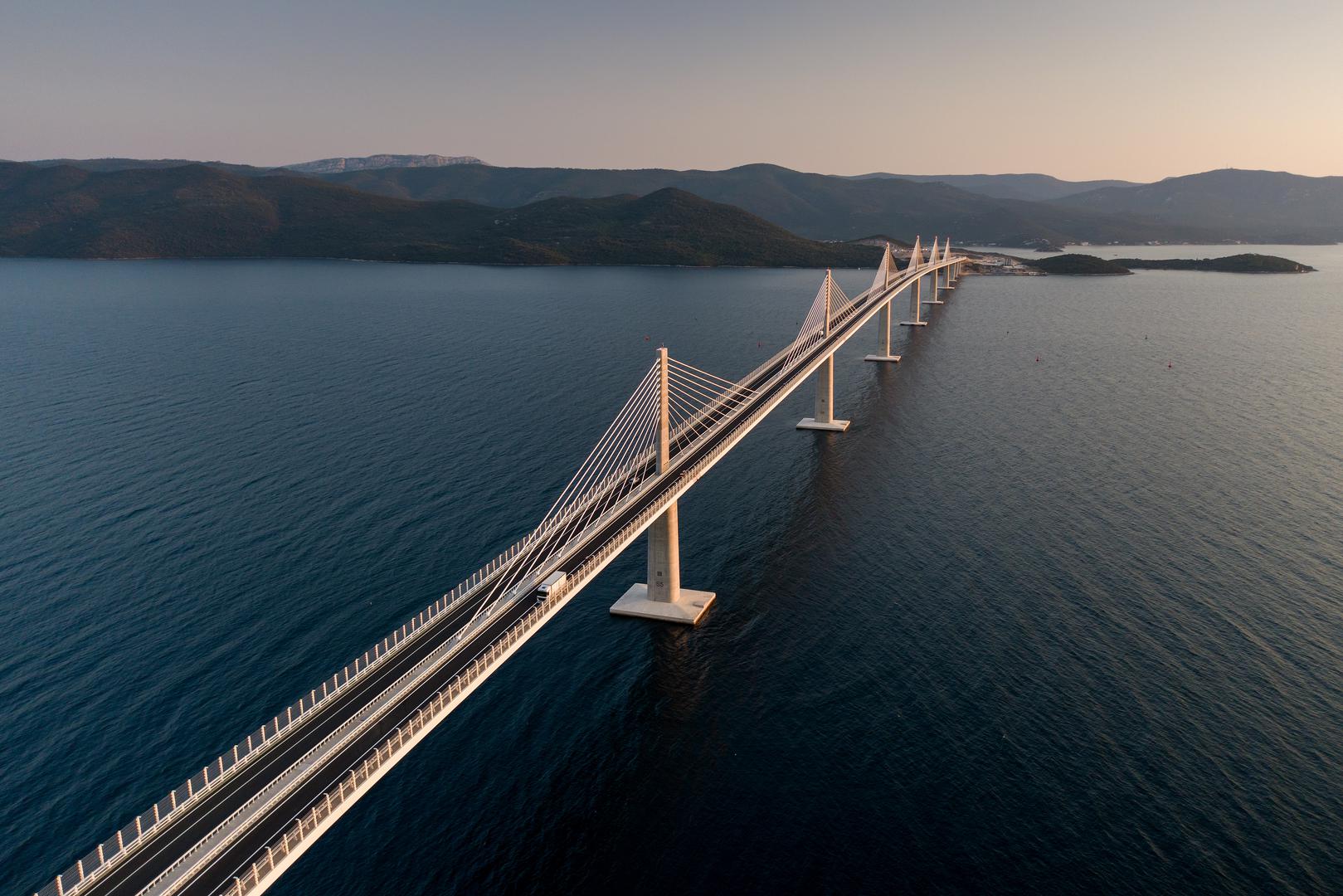 Most je dio projekta "cestovna povezanost s južnom Dalmacijom"