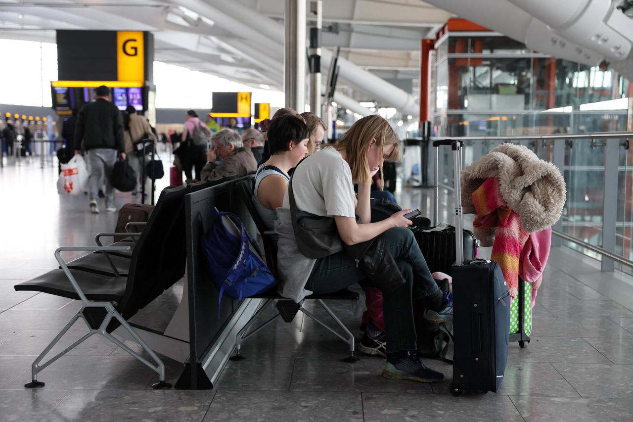 Scenes from Heathrow airport, after a fire at a nearby electrical substation wiped out the power at the airport