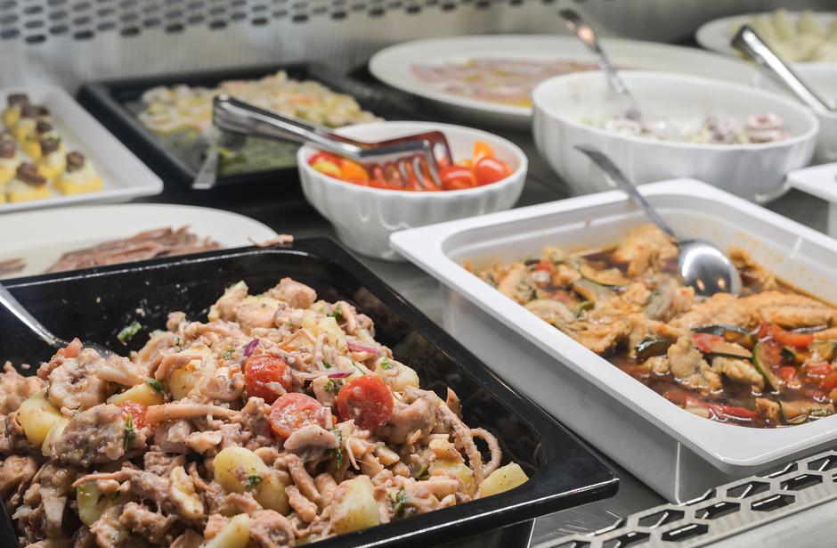 Zagreb: Gastro ponuda restorana Mala riba