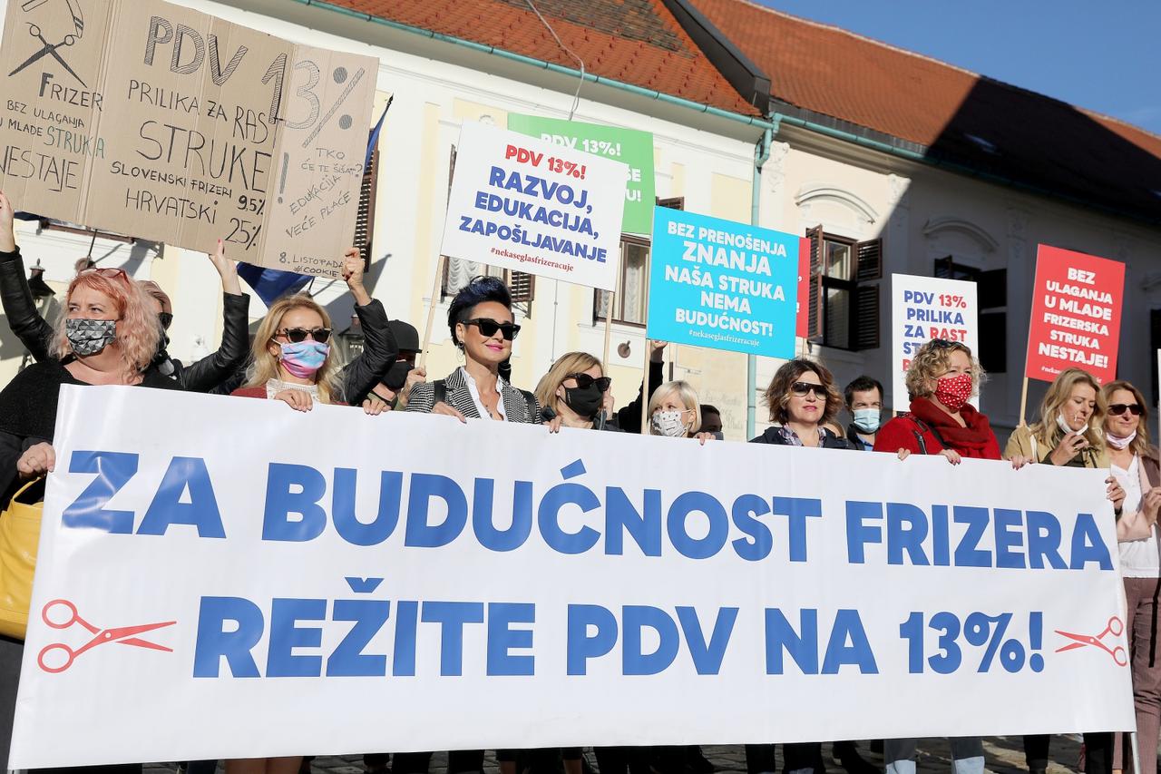 Zagreb: Miran prosvjed frizera ispred Banskih dvora