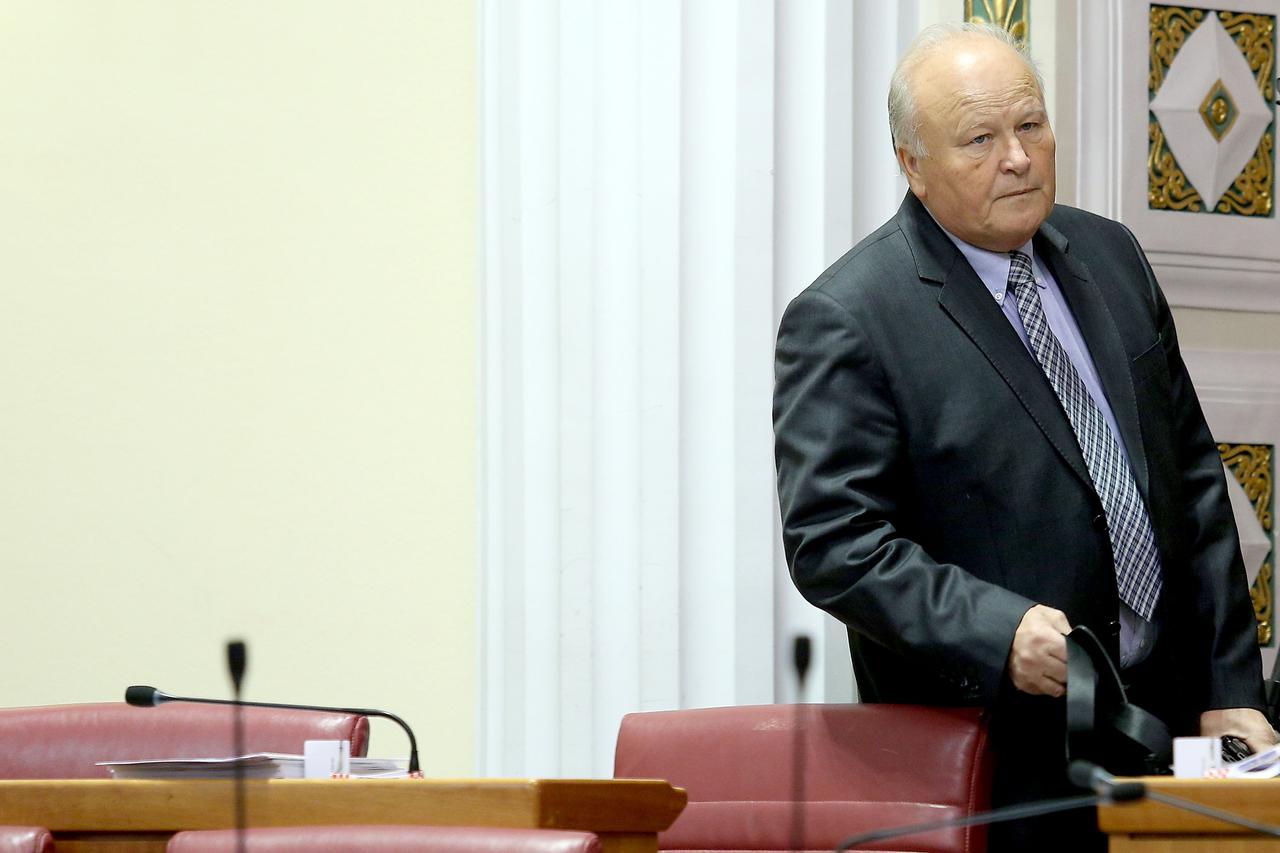 sabor rasprava plaža kupari