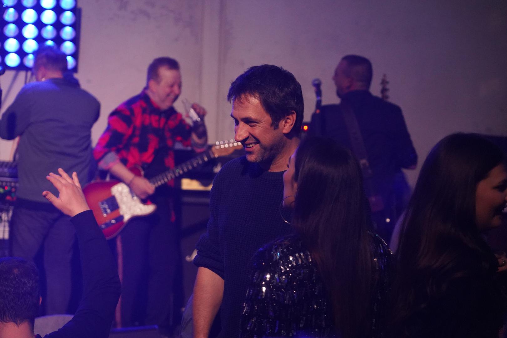 06, December, 2023, Belgrade - Performance of the Croatian rock band Prljavo kazaliste in the club Dorcoleta. Goran Bogdan. Photo: Antonio Ahel/ATAImages.06, decembar, 2023, Beograd - Nastup hrvatskog rok benda Prljavo kazaliste u klubu Dorcoleta. . Photo: Antonio Ahel/ATAImages. Photo: Antonio Ahel/ATAImages./PIXSELL