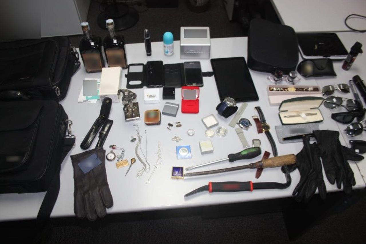 Provaljivao kada su ukućani bili na sahranama