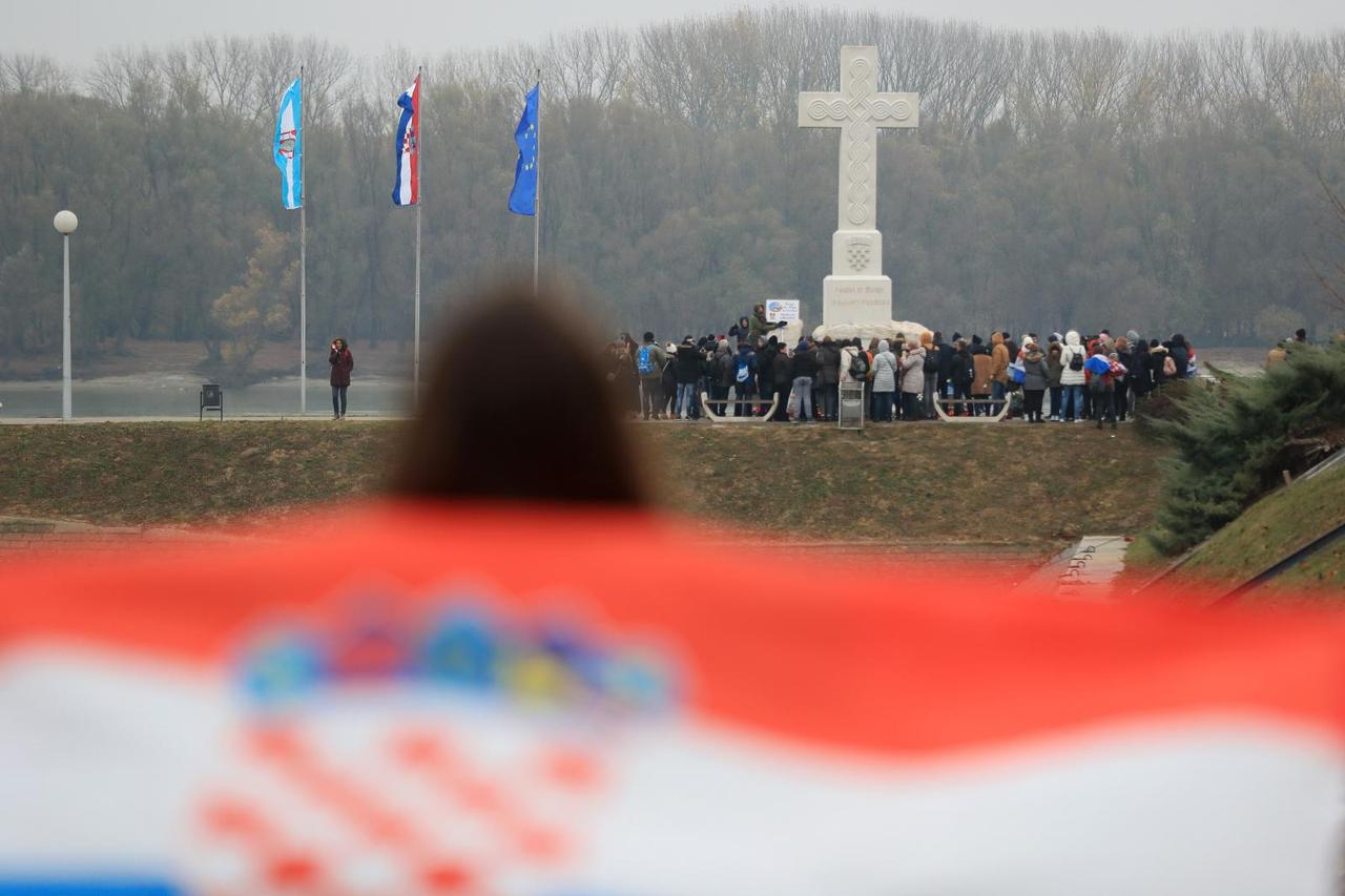 Okupljanje sudionika Dana sjećanja na žrtvu Vukovara