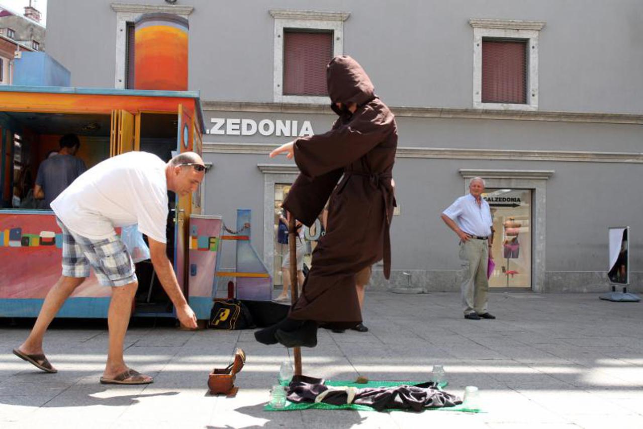 leteći fratar (1)