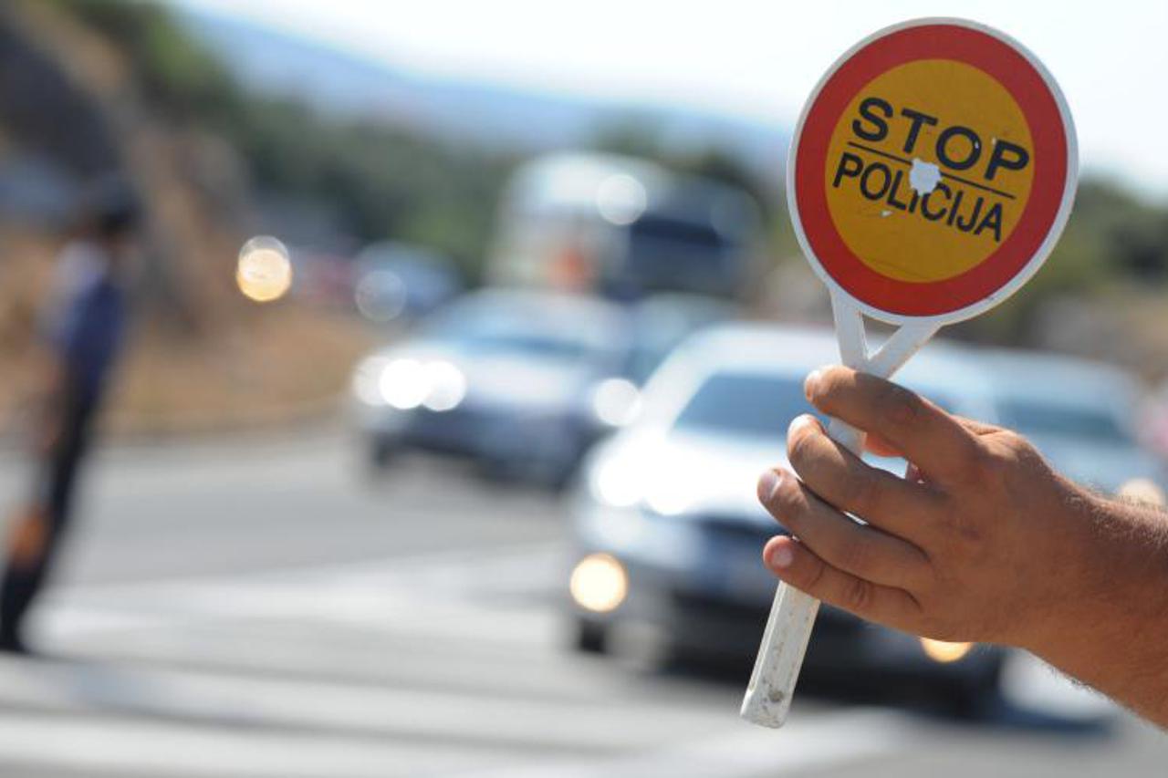 stop policija (1)