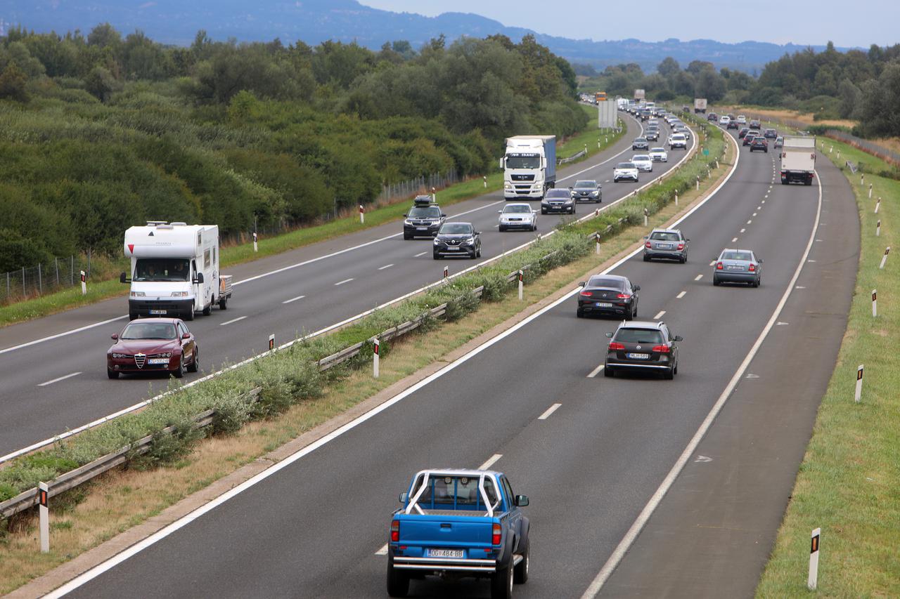 Pojačan promet na autocesti A1 između Zagreba i Karlovca