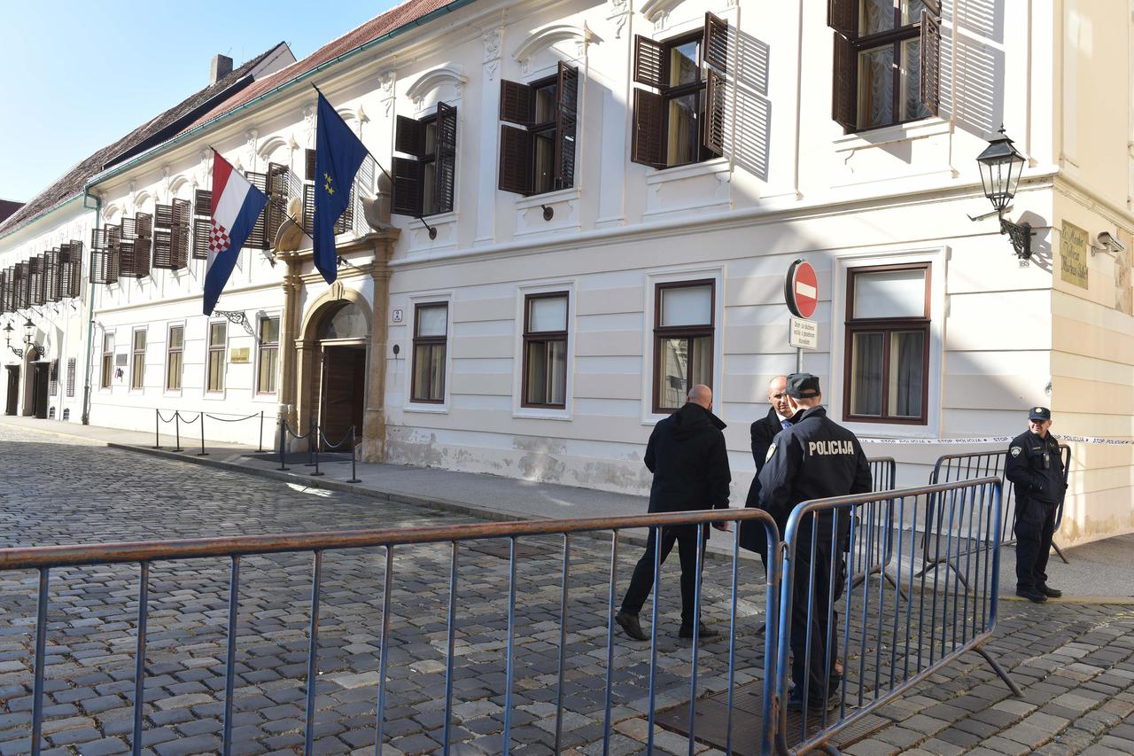 Markov trg pod policijskim osiguranjem nakon ranjavanja policajca u pucnjavi