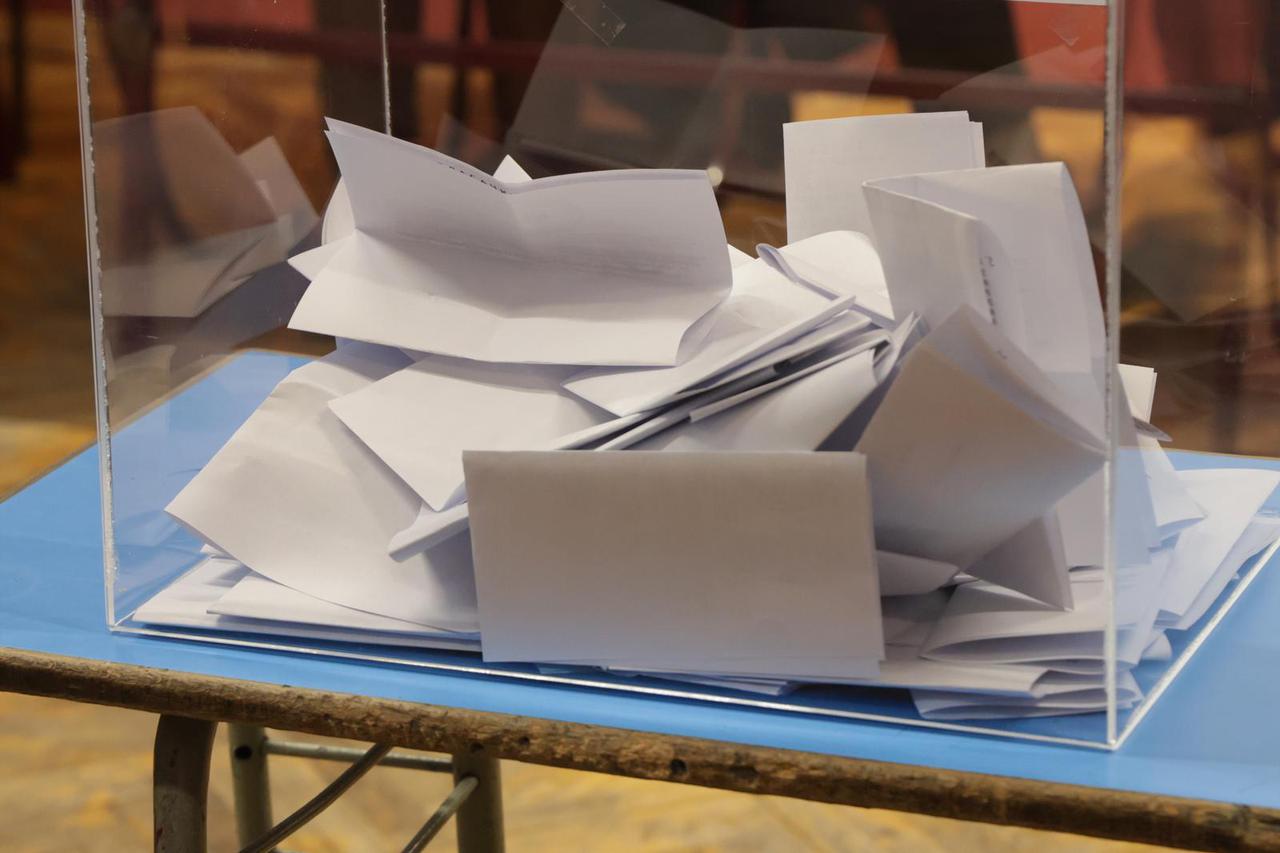 Srbija: Lokalni izbori u 10 općina i gradova