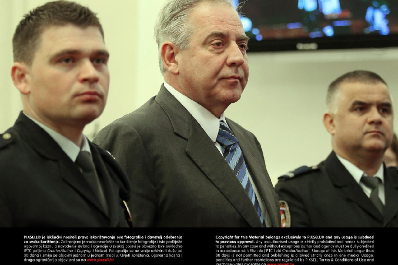 '17.04.2013., , Zagreb - Na Zupanijkom sudu u Zagrebu pocelo sudjenje u aferi Planinska kod sutkinje Jasne Smiljanic. Optuzeni u sudnici Ivo Sanader, Stjepan Fiolic i Mladen Mlinarevic. Photo: Sanjin 