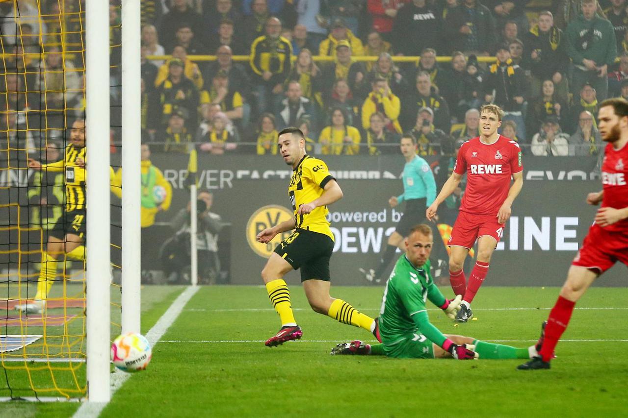 Bundesliga - Borussia Dortmund v FC Cologne