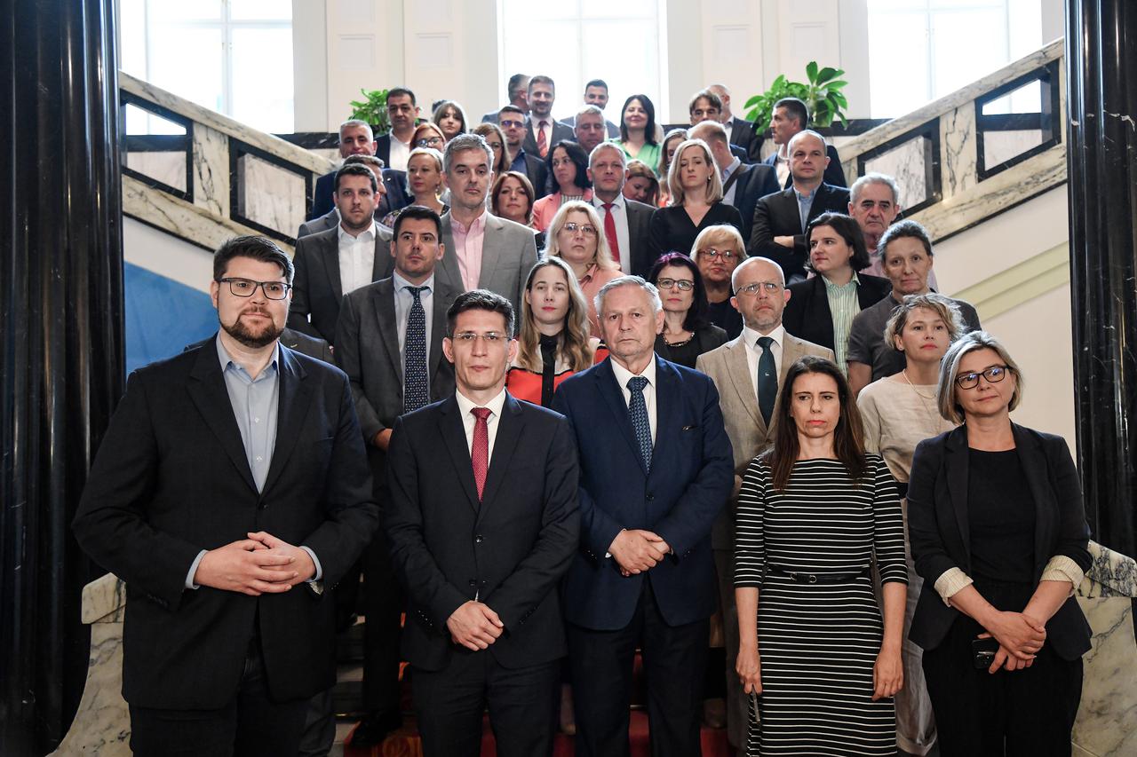 Zagreb: Oporbeni zastupnici dali su izjavu nakon glasovanja u Saboru