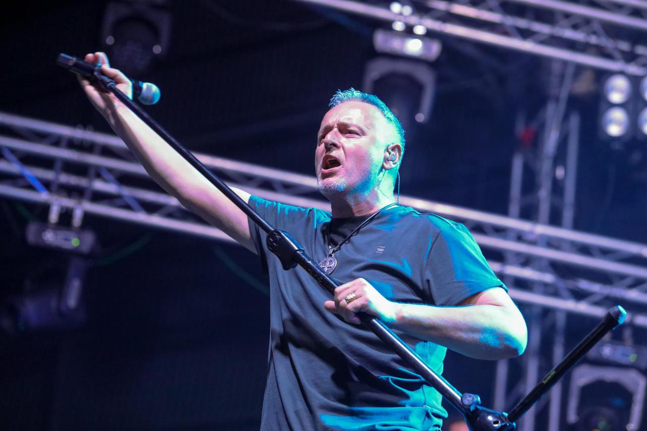 Koncert Thompsona u Gradskom vrtu u Osijeku