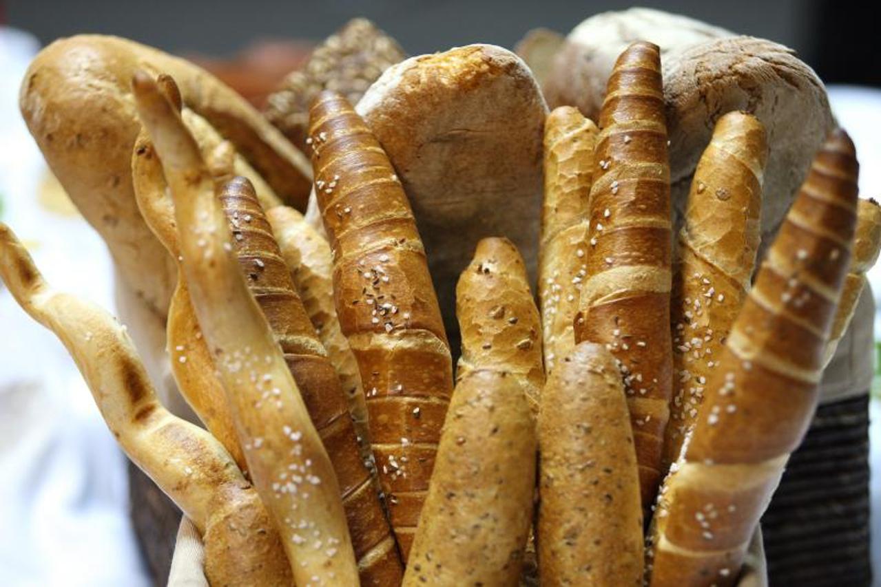 peciva, kruh, mlinar