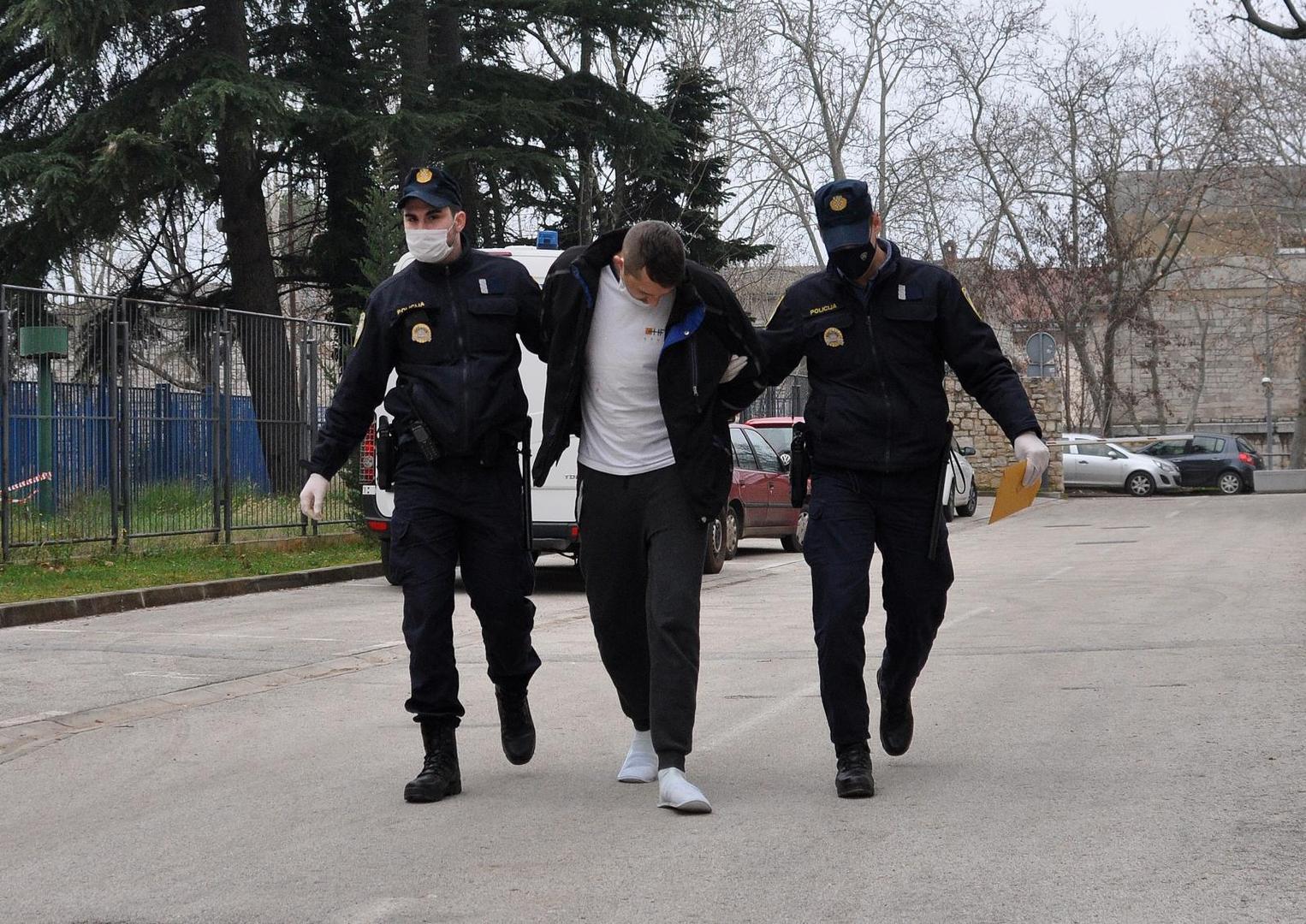 05.02.2021., Pula - U pulsko Zupanijsko drzavno odvjetnistvo, prepracen nasilnik koji je zatocio zensku osobu, te se sukobio s policajcima.Photo: Sasa Miljevic / PIXSELL