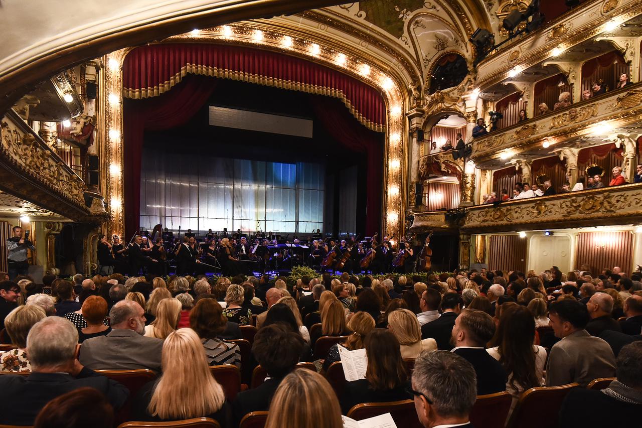 Zagreb: Svečanim opernim Gala koncertom otvorena nova sezona Hrvatskog narodnog kazališta