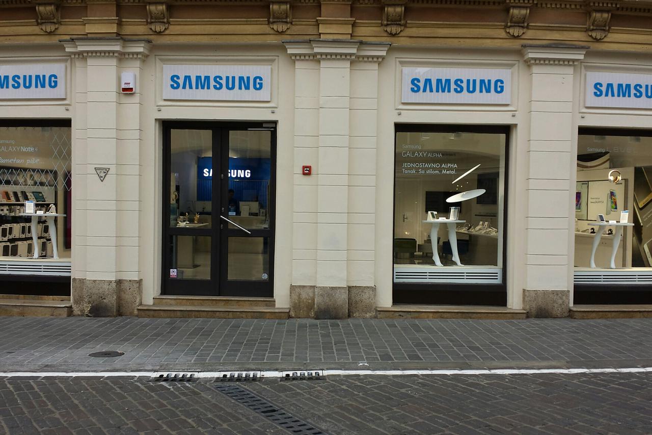 Samsung Experience Store