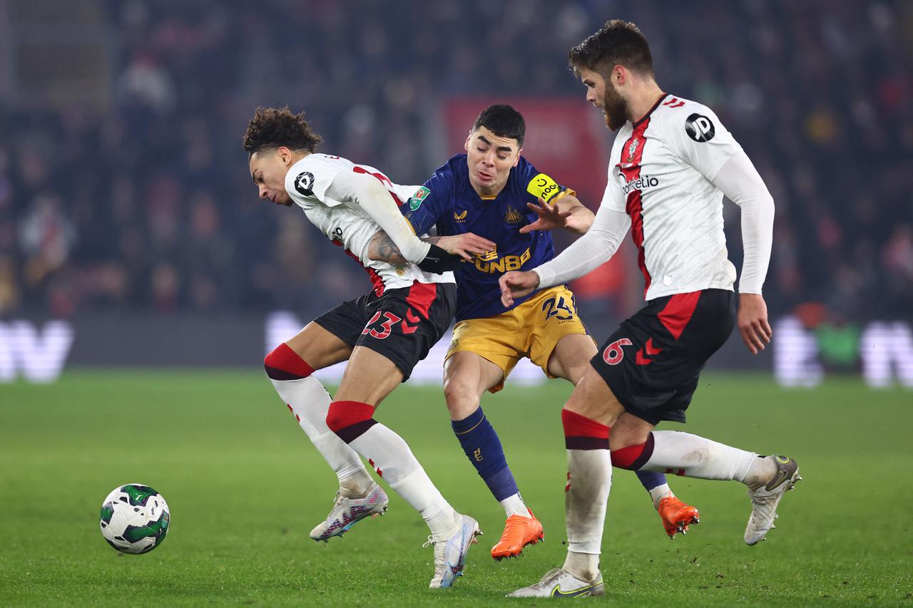 Carabao Cup - Semi Final - First Leg - Southampton v Newcastle United