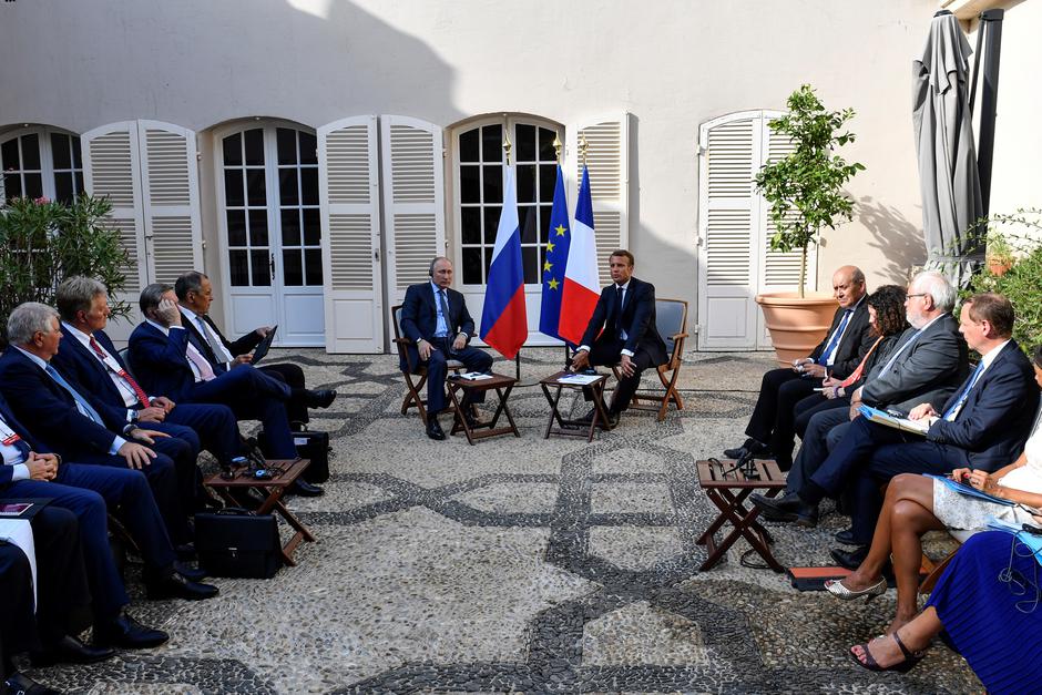 Emmanuel Macron dočekao Putina u Fort de Bregancon