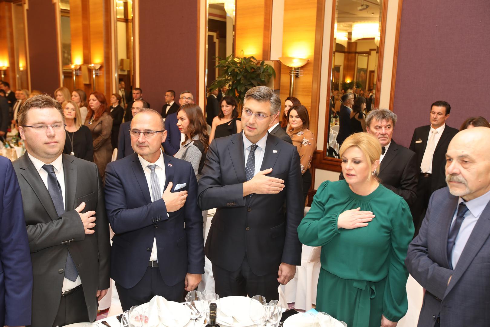 Klub Sinjana u Zagrebu organizirao je tradicionalnu Sinjsku noć u hotelu Westin.