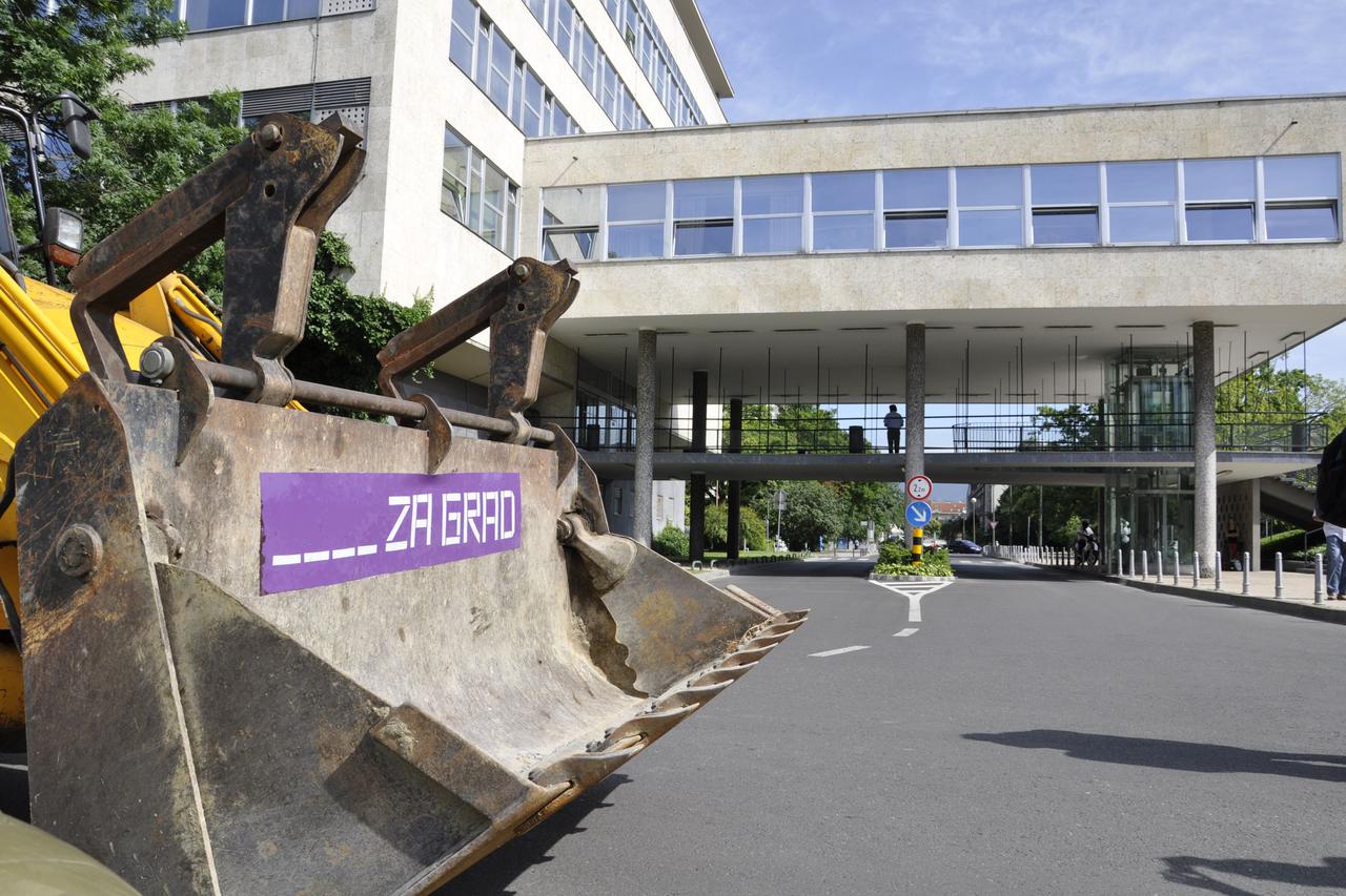 Za Grad bager poglavarstvo