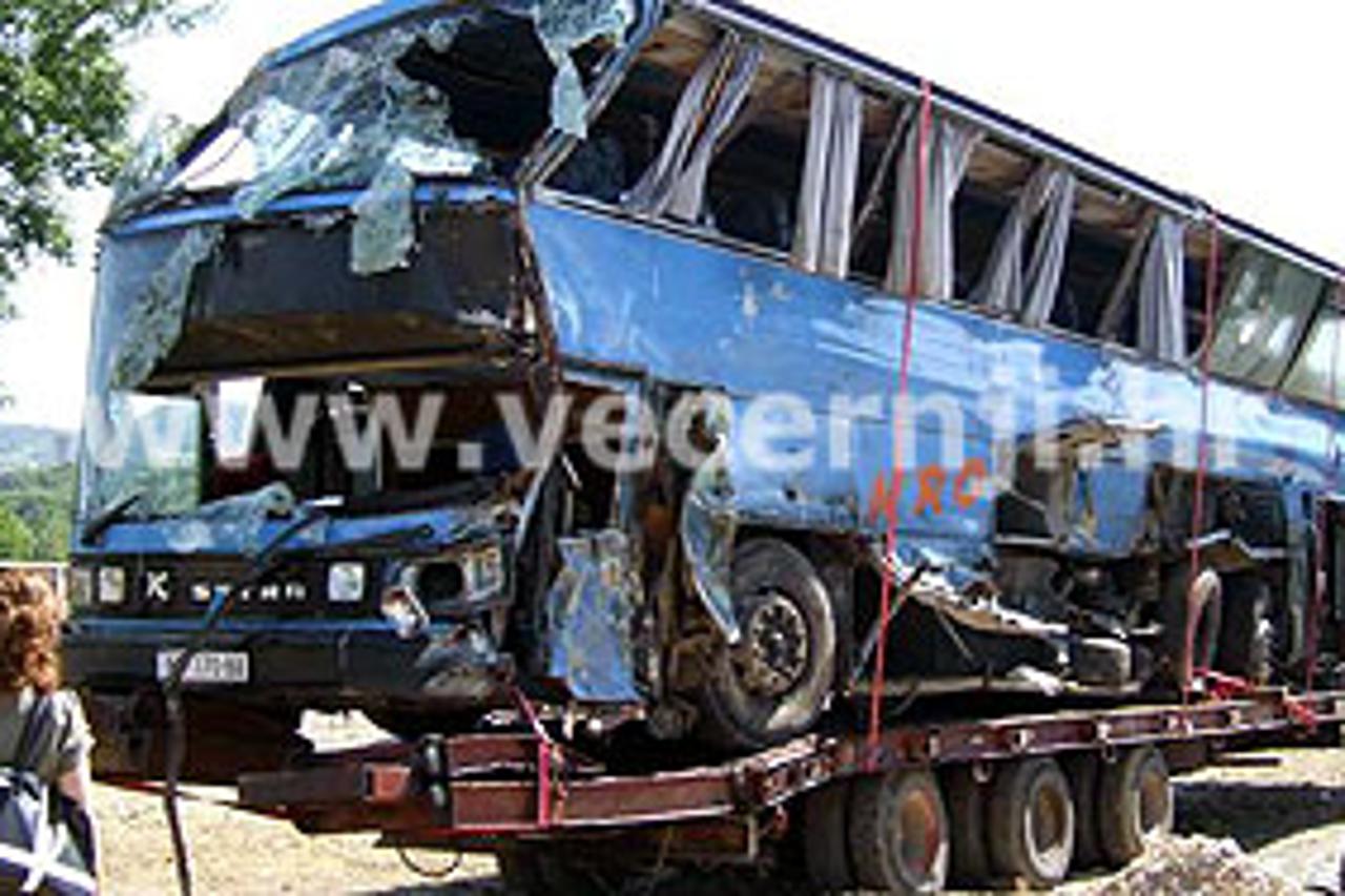 busDoboj03_txt.jpg