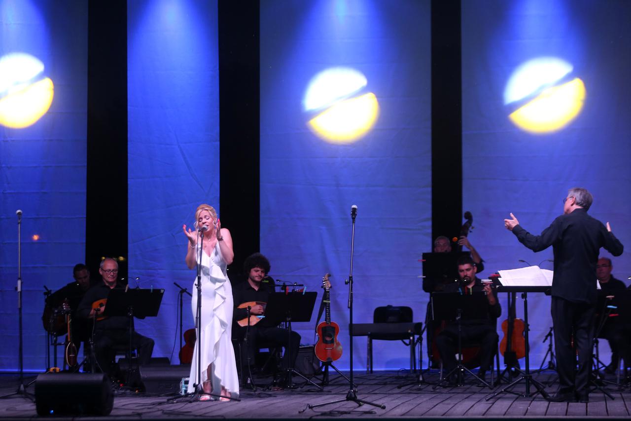 Zagreb: Tamburaški orkestar HRT-a i Kvartet Gubec otvorili program Ljetne pozornice Bundek