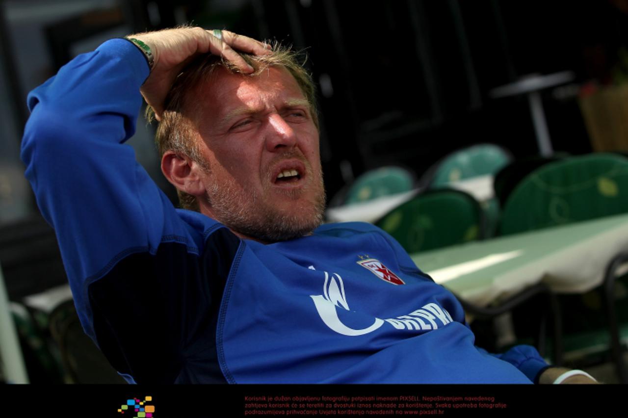 'SPECIJAL MAX 26.06.2012., Rogla, Slovenija - Trener Crvene Zvezde Robert Prosinecki s klubom na pripremama. Photo: Boris Scitar/VLM/PIXSELL'