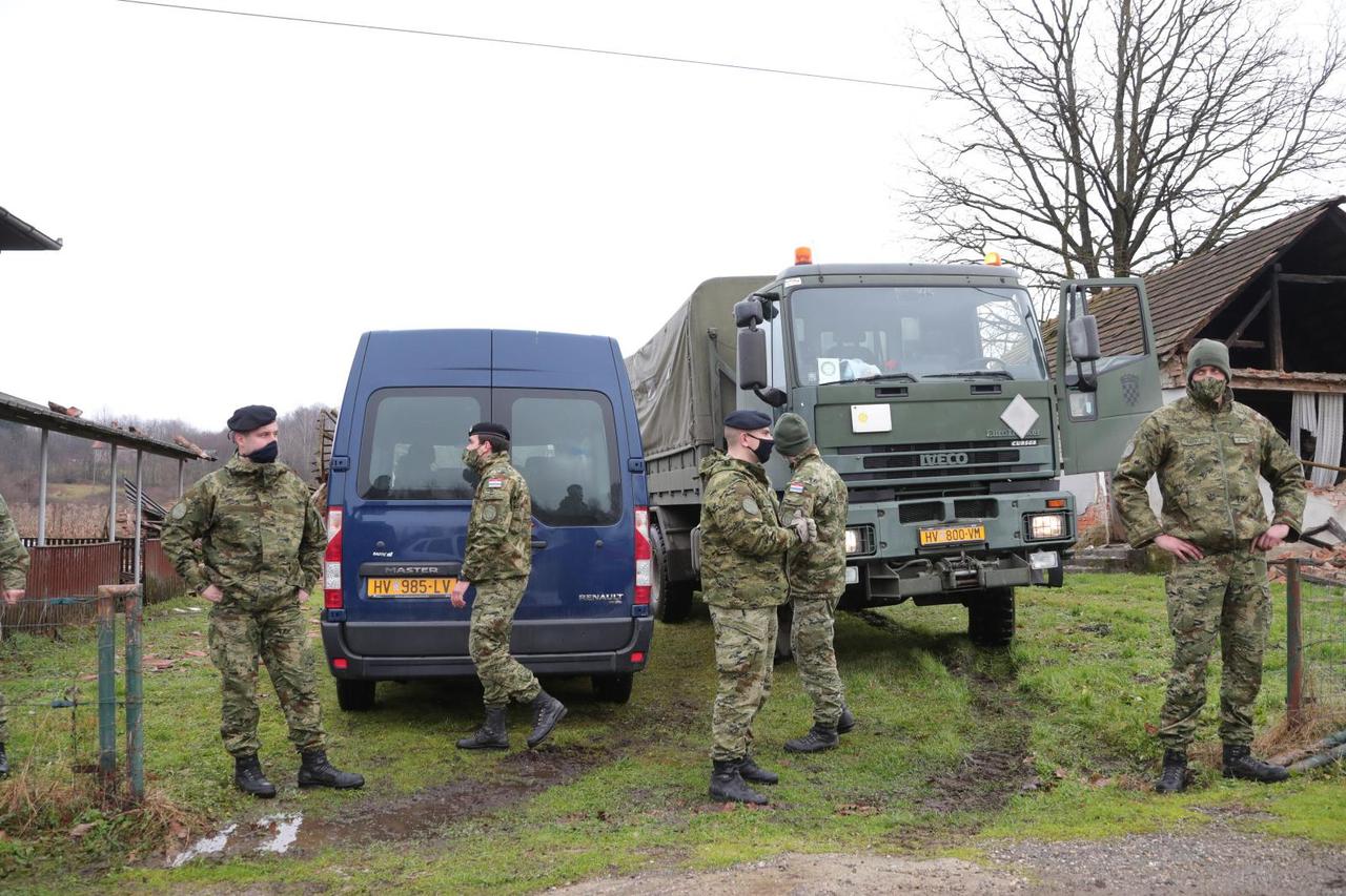 Posljedice potresa u selu Majska Poljana