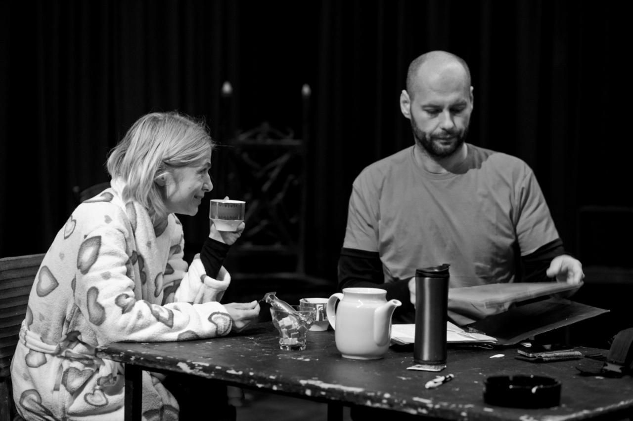 Grešnici,  MMcentar 