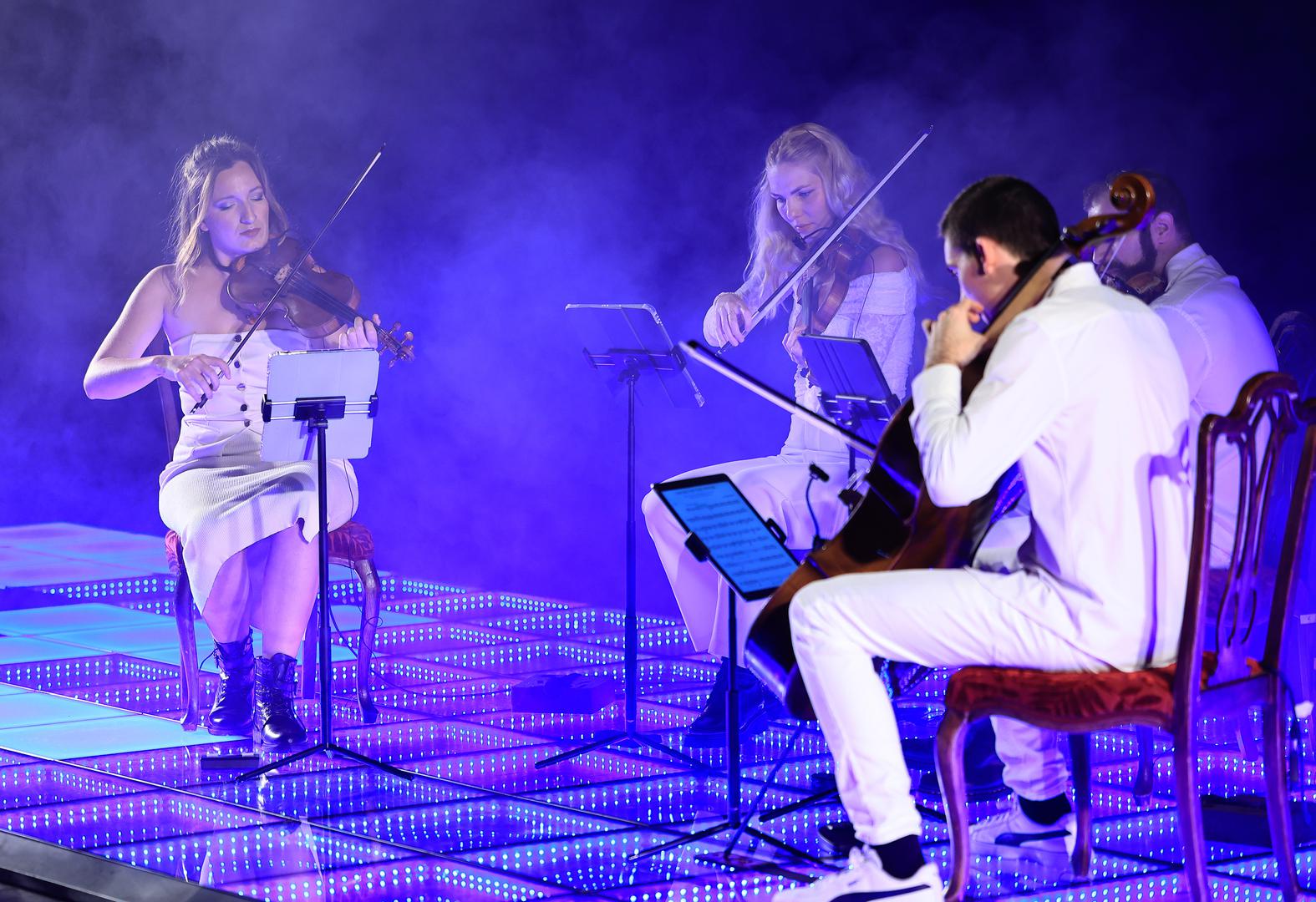 Kvartet u sličnom sastavu već djeluje skoro jedno desetljeće, a prije dvije godine odlučili su se za rebranding, pa tako od 2023. godine nastupaju na koncertima, festivalima i svečanostima diljem Hrvatske i inozemstva. Djelić atmosfere s koncerta pogledajte u nastavku galerije.